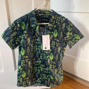 Wildfang Essential Leaf Short Sleeve Button Up